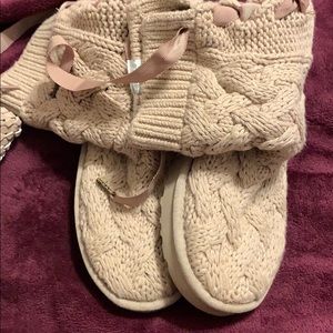 Stitched Bailey Bow UGGS Boots